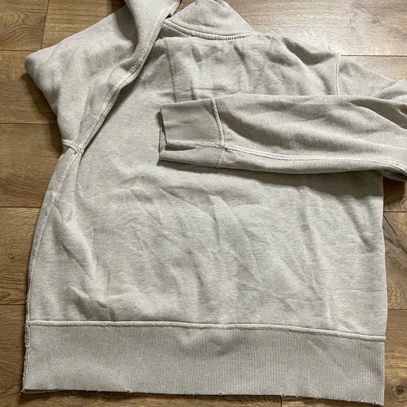 American Eagle Outfitters Men's Light Tan 1/4 Zip-Up Sweater size Medium - Picture 3 of 13